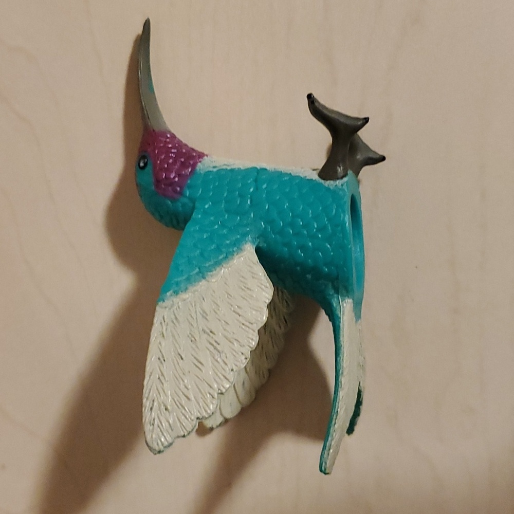 Archie McPhee Finger Hummingbird Chipper - Picture 2 of 4